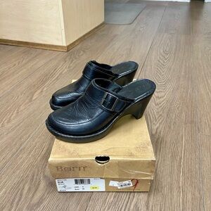 Born Women's Black Leather Mules